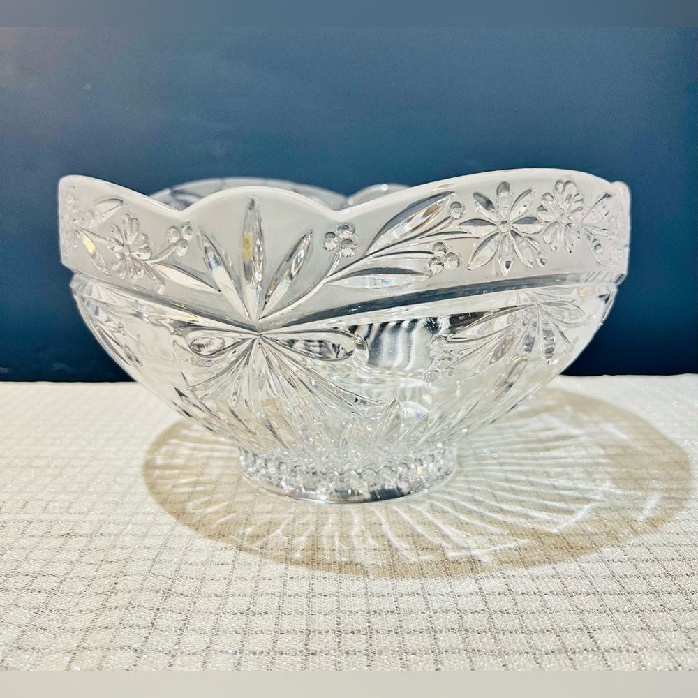 Vintage Studio Nova Clear Glass Bowl with Floral Pattern